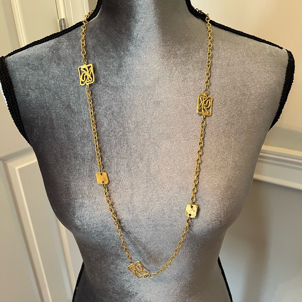 Gold layering necklace